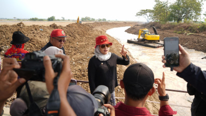 Kali Saradan Indramayu 42 tahun Baru di Normalisasi, Petani : Terima Kasih Ibu Nina Agustina
