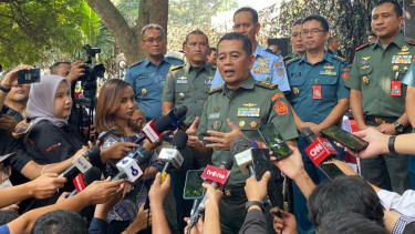 Dewan Pers Duga Ada Keterlibatan Oknum TNI di Kasus Kebakaran Rumah Wartawan di Karo Sumut, Kapuspen TNI Angkat Bicara