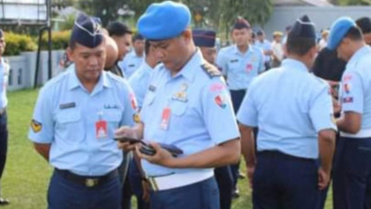 Marak Judi Online, Polisi Militer Lanud HAS Hanandjoeddin Periksa Ponsel Personel