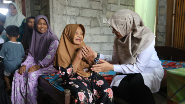 Rantang Kasih, 3000 Lansia di Banyuwangi Dapat Makan Gratis 2 kali Per Hari