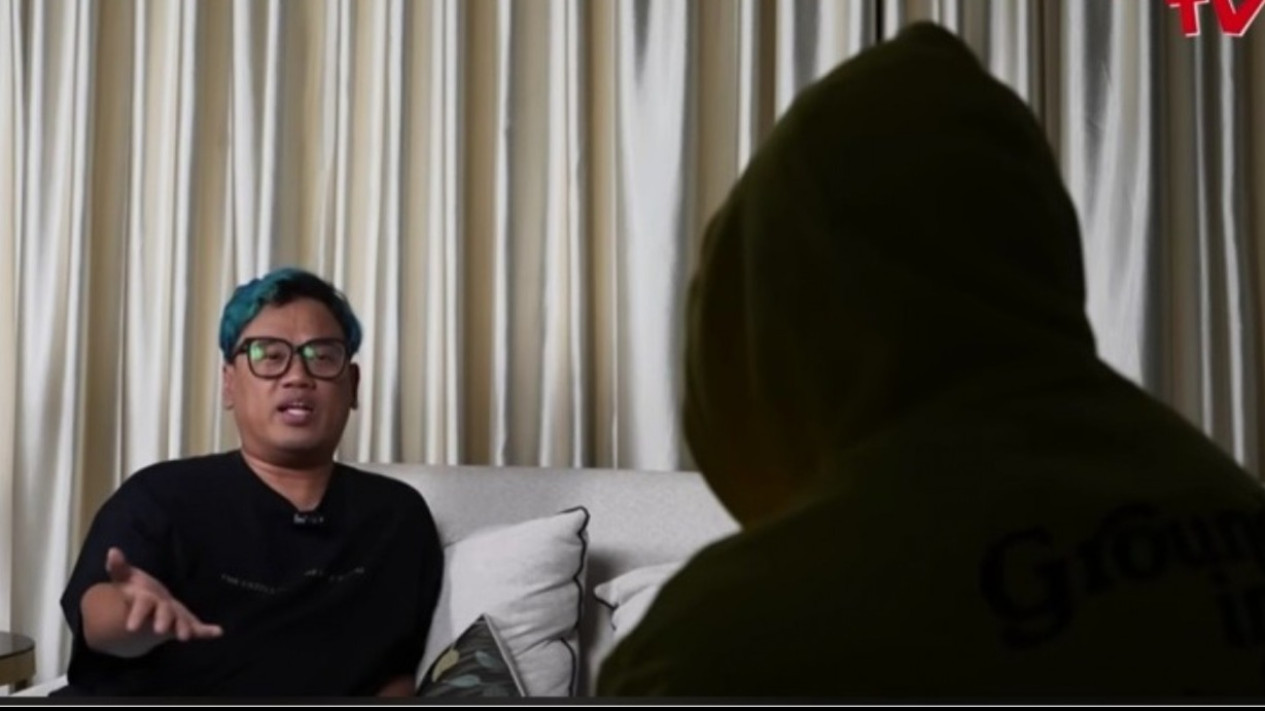 Usai Tio Pakusadewo Bongkar Kebobrokan di dalam Lapas, Sipir Ini Akhirnya Jujur Bilang ke Uya Kuya, Sebenarnya...
            - galeri foto