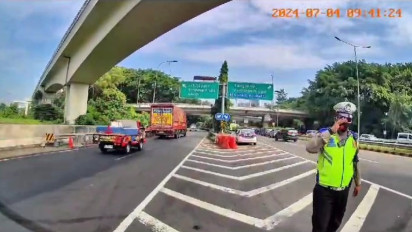Viral Polisi PJR Diduga Pungli Recehan Sopir Pikap di Tol Halim, Kombes Latif Minta Maaf, Dia Bilang Begini
