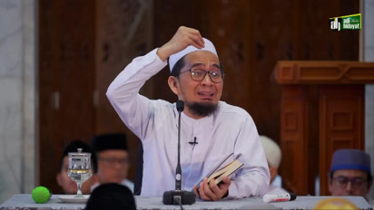 Shalat Dhuha Nanti Baca Surah Ini, Insyaallah Rezeki Semakin Lancar, Kata Ustaz Adi Hidayat Adh Dhuha Tidak Harus tapi...
