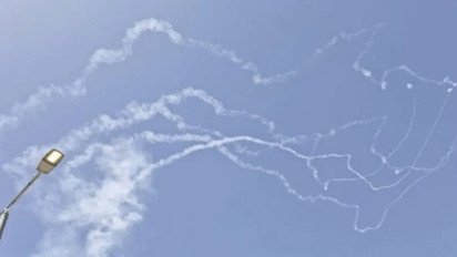 Perang Lebanon-Israel Makin Membara, Saling Serang Kirim Roket dan Rudal Sebagai Balasan Seorang Komandan Senior Tewas