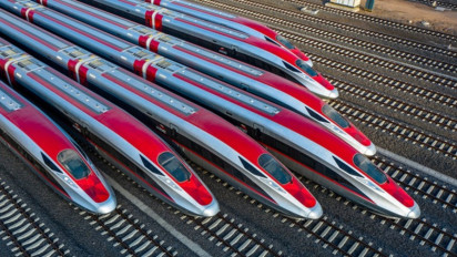 Wow! Kereta Cepat KCIC Whoohs Sudah Angkut 2,66 Juta Penumpang dalam 6 Bulan di Tahun 2024, Bukti Kepercayaan Masyarakat?