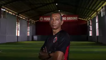 Kembali ke Persija Jakarta Sebagai Pelatih, Hendro Kartiko Emban Misi Ciptakan Kiper Modern