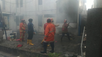 Gudang Toeng Marker Blimbing Kota Malang Terbakar, Kerugian Ditafsir Ratusan Juta