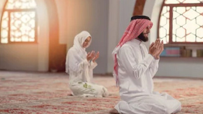 Lebih Afdhol Shalat Dhuha Berjamaah Bareng Anak dan Istri atau Sendiri? Kata Ustaz Adi Hidayat Sunnah Dianjurkan untuk...