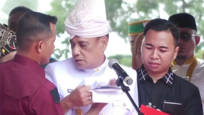 Wagub Sulteng Pingsan Karena Kelelahan, Kini Jalani Perawatan di Jakarta