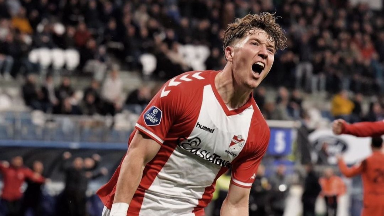 Ole Romeny Tak Kunjung Dinaturalisasi, Akun Instagram Resmi FC Utrecht Tiba-tiba Diserang Netizen Indonesia
            - galeri foto