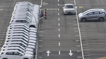 Penjualan Mobil Stagnan Hampir 13 Tahun, LPEM UI Sebut Kenaikan Harga Mobil Baru Tidak Seimbang Dengan Naiknya Pendapatan