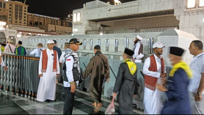 Jadwal Ziarah Tak Bisa Diulang, Jamaah Haji Diminta Utamakan Berdoa di Raudhah Ketika di Madinah