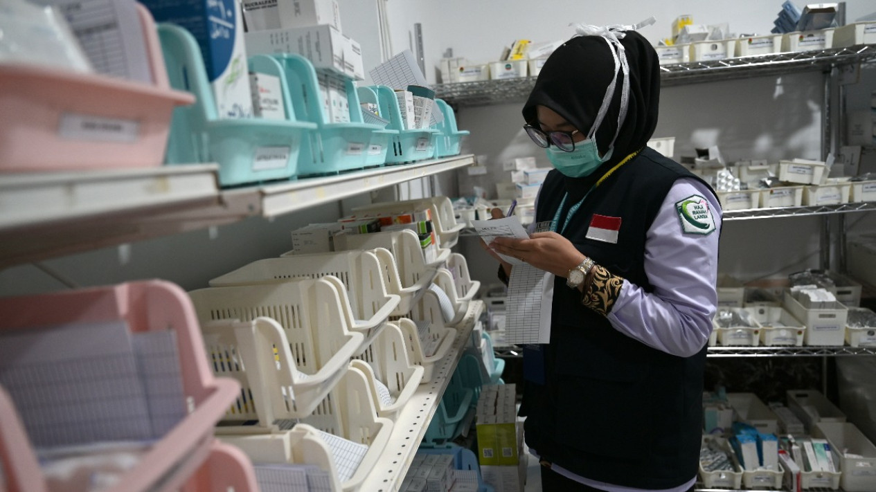 62 Ton Obat Dikirim ke Tanah Suci untuk Jemaah Haji Indonesia, Kemenag: Proses Lainnya dari Arab Saudi
            - galeri foto