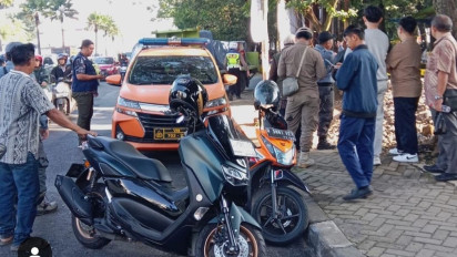 Geger, Penemuan Mayat Pria Tanpa Identitas dengan Luka Tusuk Di Parit