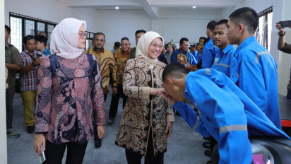 Resmikan Satpel BLK Karimun, Menaker Ida Fauziyah: Ini Jadi Wadah Masyarakat untuk Tingkatkan Keahlian dan Keterampilan