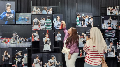 Dimulai Hari Ini, SEVENTEEN Ajak Carat Melihat Perjalanan Bersama di Exhibition Follow Fellow