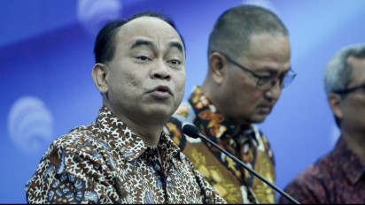 Belum Selesai Memanasnya Menkominfo Didesak Mundur dari Jabatan, Foto Budi Arie Setiadi Bareng Tentara dan Bendera Israel Viral