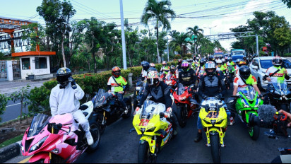 Road To Pertamina Grand Prix of Indonesia 2024, 2 Pembalap Pertamina Enduro VR46 Racing Team Parade Bareng Komunitas Klub Motor Bali