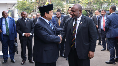Menyita Perhatian Publik, Momen-momen Hangat Prabowo Antar Pulang PM Papua Nugini