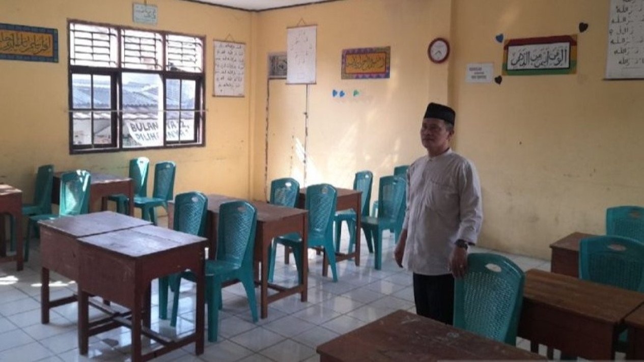 Miris! SMP Swasta di Kota Serang 2 Tahun Ajaran Nihil Siswa Baru
            - galeri foto