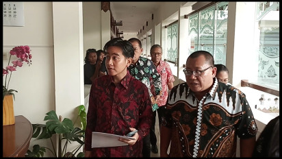 Datang ke DPRD Solo, Gibran Ajukan Surat Pengunduran Diri Sebagai Wali Kota