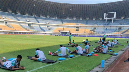 Bukan Pertandingan Sepak Bola, Konser SO7 Jadi Event Pertama Stadion GBLA Setelah Dikelola Persib