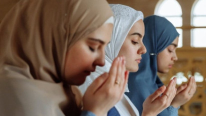 Berlindunglah dari Sifat Dengki, Tafsir Surat Al Falaq Ayat 5