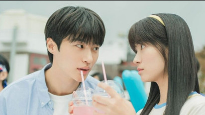 Bukan Im Sol dan Ryu Sun Jae, Kim Hye Yoon dan Byeon Woo Seok Tetap Kompak di Belakang Layar, Intip Keseruan BTS Drama Lovely Runner!