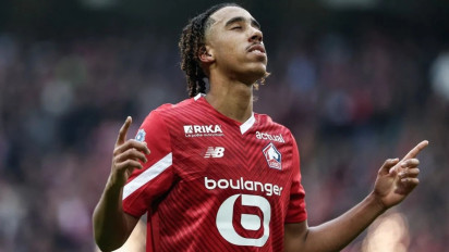 Segera Tes Medis, Manchester United Selangkah Lagi Gaet Bek Monster Eropa Berpostur 190 cm Berusia 18 Tahun di Bursa Transfer