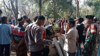 Jenazah Waryanto yang Ditemukan Meninggal di TPST Bantargebang Bekasi Dimakamkan di Blora