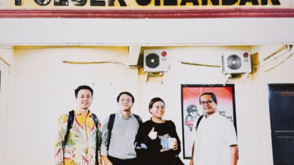 Selebgram Awkarin Laporkan Adminnya ke Polsek Cilandak, Kasus Apa?