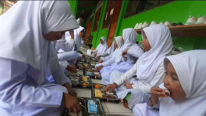 Komitmen Budi Hartono-Ririn Farabi Arafiq Dukung Program Makan Siang Gratis