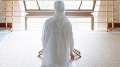 Allah SWT Menyukai Orang yang Membersihkan Diri, Tafsir Surah At Taubah Ayat 108