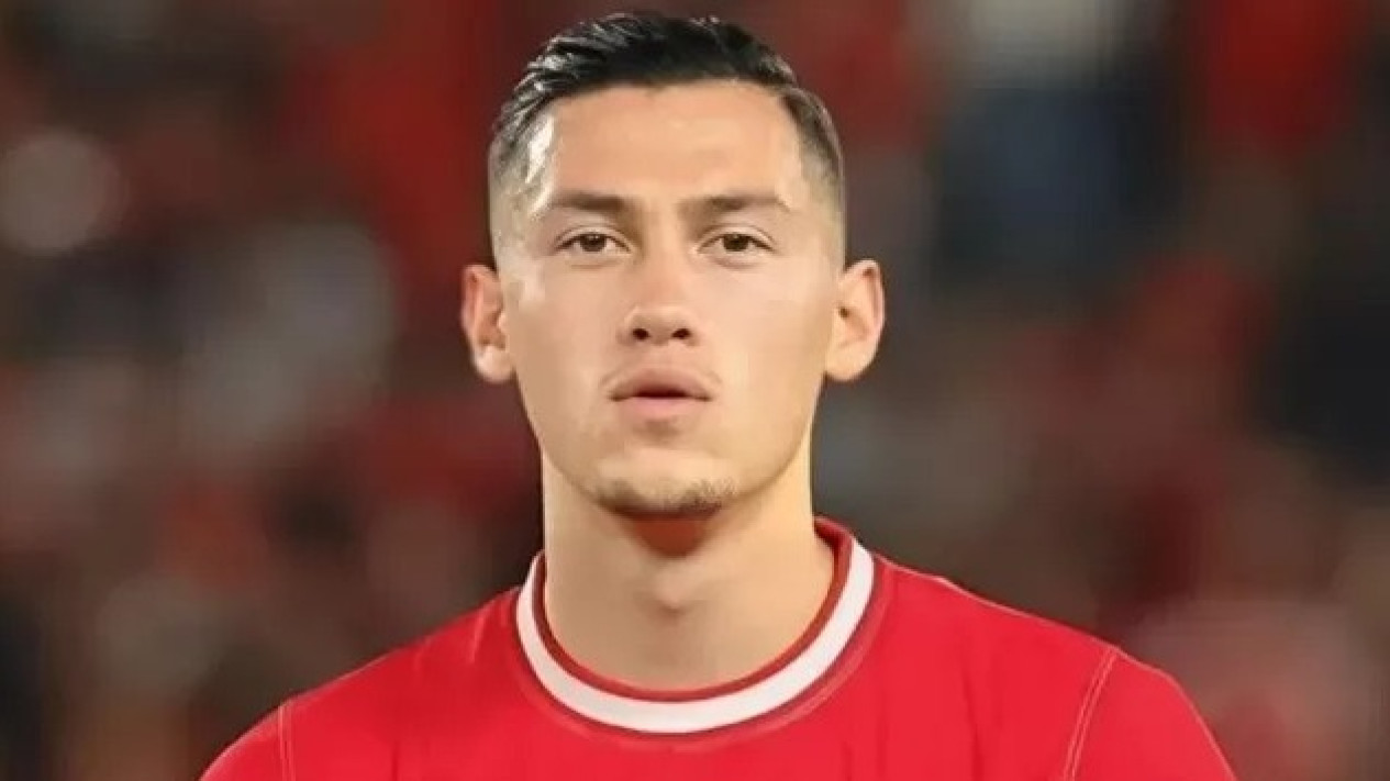 Jay Idzes Buka-bukaan ke Media Belanda Soal Kegilaan Fans Timnas Indonesia: Mereka Melakukannya karena Cinta, Tapi...
            - galeri foto