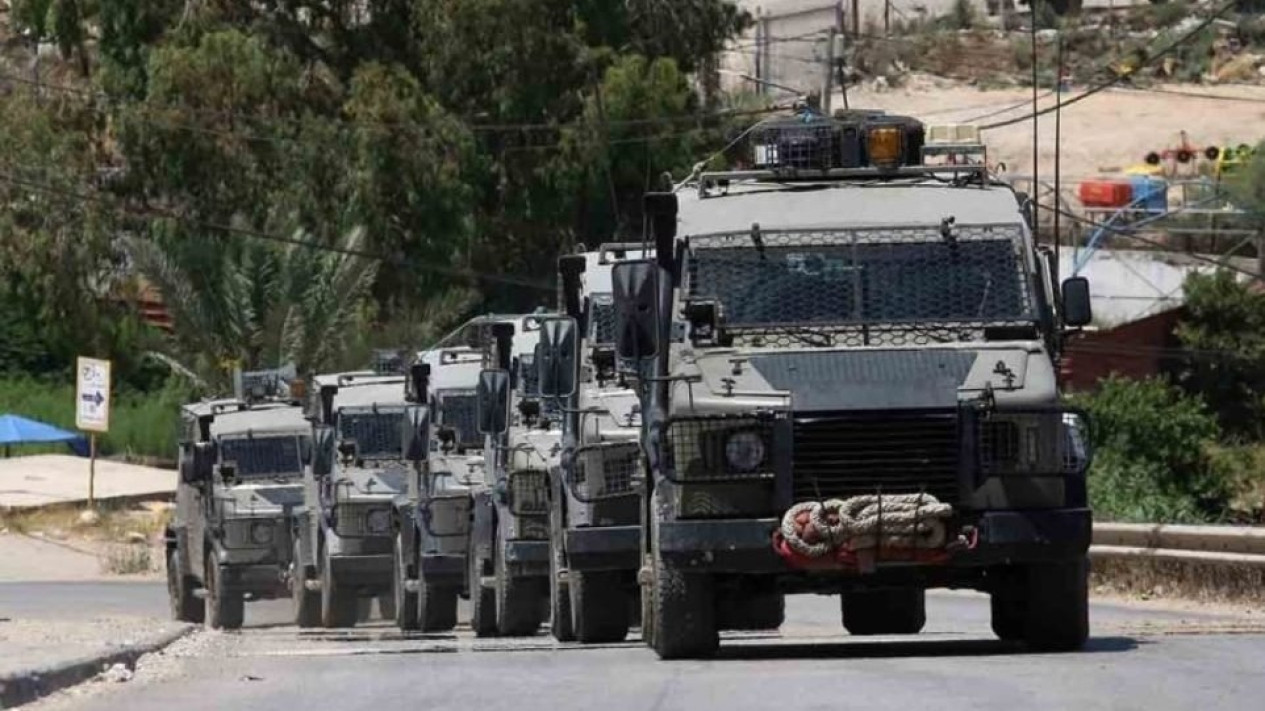 Baru Dibebaskan Sebagai Sandera Tentara Israel, Seorang Pemuda Palestina Ditembak di Kepala hingga Tewas
            - galeri foto