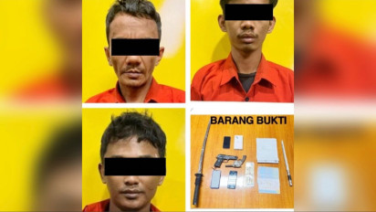 Polres Dumai Tangkap Tiga Tersangka Perampokan Bidan dan Amankan Dua Pucuk Senjata Api