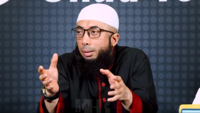 Sering Belanja Pakai Kredit atau Utang Padahal Punya Uang, Memang Boleh? Ustaz Khalid Basalamah Bilang Hukumnya…