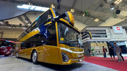 Deretan Bus Double Decker Mewah di GIIAS 2024.
