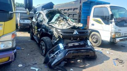 Kejar Mobil Bermuatan Rokok Ilegal, Mobil Bea Cukai Terguling dan Tiga Luka