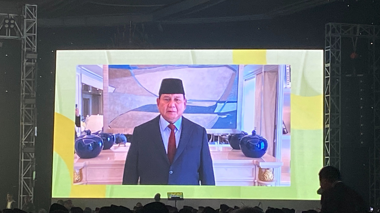 Mendadak Prabowo Subianto Minta Maaf ke Cak Imin di Harlah PKB ke-26, Ini Penyebabnya
            - galeri foto