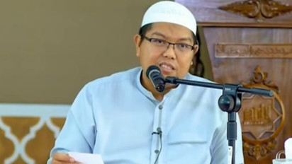 Ustaz Firanda Andirja Bagikan Kisah-kIsah Fitnah dalam Surah Al Kahfi
