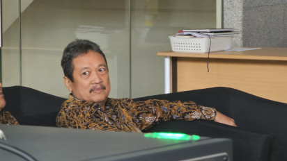 Diperiksa Sebagai Saksi Selama 3 Jam, Menteri KKP Sakti Wahyu Trenggono Janji Bantu KPK