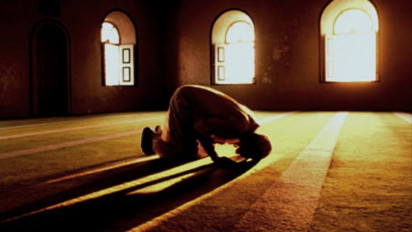 Pecahkan Masalah Hutang dan Buat Rezeki Berlimpah, Kata Ustaz Adi Hidayat Coba Shalat Dhuha yang Afdholnya di Jam ....