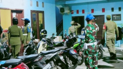 Puluhan Pasangan Bukan Suami Istri Tertangkap Basah Lakukan Perbuatan Mesum di Karawang, Langsung Diamankan Satpol PP