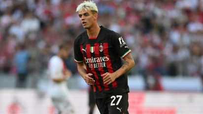 AC Milan Cuci Gudang: 3 Bintang Angkat Kaki dari San Siro! Maldini ke Monza hingga Saelemaekers Cari Pelabuhan Baru