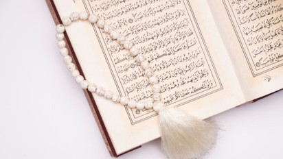 Tafsir Surah Ali Imran Ayat 7, Dua Kelompok Ayat dalam Al-Quran, Jenis ini Selalu Dipakai Orang Munafik