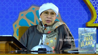 Salat Sambil Pejamkan Mata agar Merasa Khusyu Boleh Dilakukan atau Tidak? Buya Yahya Tegas Bilang Begini, Hukumnya…