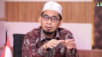 Salat Berjamaah tetapi Shaf Makmum Terhalang Tiang Masjid, Tetap Sahkah Salatnya? Ternyata Kata Ustaz Adi Hidayat…