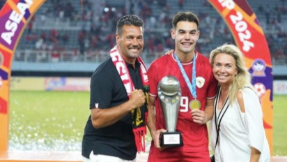 Ayah Jens Raven Benar-benar Bangga Lihat Anaknya Jadi Pahlawan Timnas Indonesia Juara Piala AFF U-19, Sampai Lakukan Hal Ini…