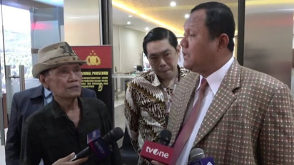 Pelawak Tessy 'Pusing Tujuh Keliling' Dikaitkan Sosok Misterius T dalam Kasus Judi Online, Kini Terang-terangan Sampai Merugi...